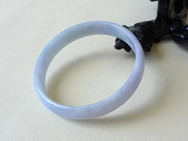 Natural Jade Bangle Jadeite Bangle Internal Diameter 51.5mm BER584