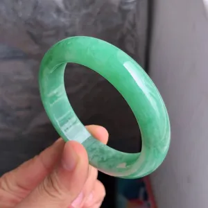 Natural Jade Bangle Jadeite Bangle Internal Diameter 55.6mm NBE070