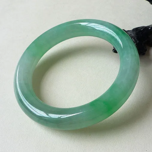 Natural Jade Bangle Jadeite Bangle Internal Diameter 56.7mm BER383