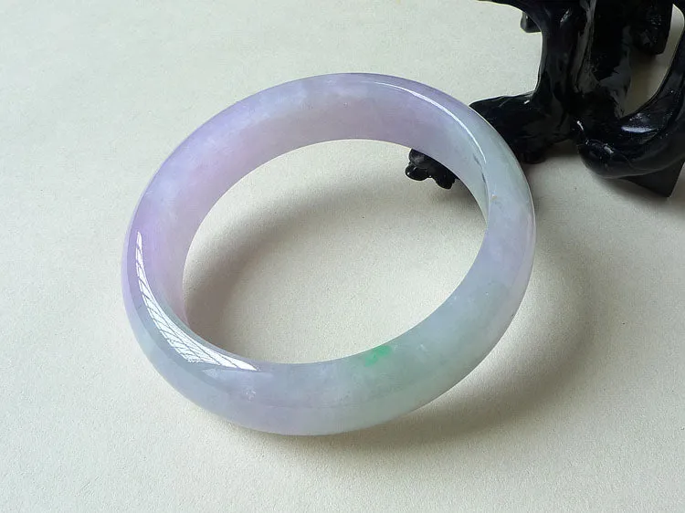 Natural Jade Bangle Jadeite Bangle Internal Diameter 56mm BER219