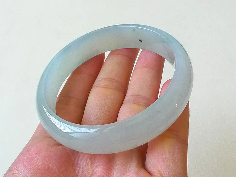 Natural Jade Bangle Jadeite Bangle Internal Diameter 57mm BER022